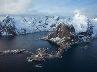 柚子影视像拼图：先找对象有没有被换掉这块，再把轴线起点终点读完整（像在做X光），不求完美但求对齐